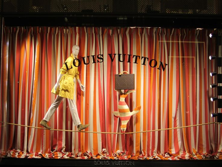 Louis Vuitton Windows • Roberta Cenci